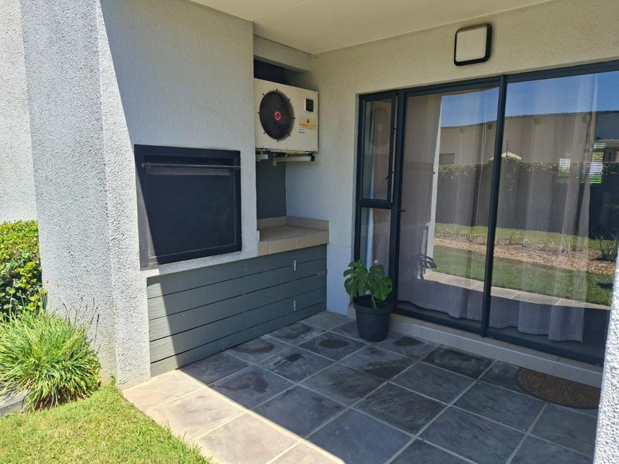 To Let 2 Bedroom Property for Rent in Burgundy Estate Western Cape